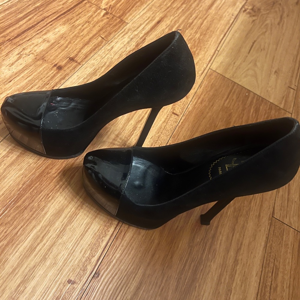 Saint Laurent Calfskin Vitello Vernice Tribtoo 105 Pumps 36.5 Black